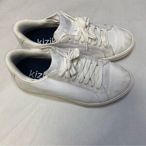 Kizik Unisex Sneakers Shoes Mens 5.5/Womens 7 (Left) Mens 5W/Womens 6.5W (Right)